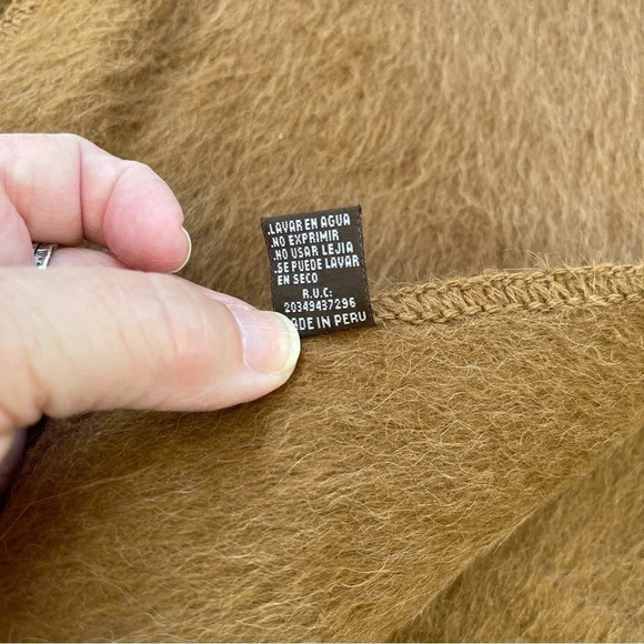 Alpaca Camargo Scarf With Fringe - Picture 5 of 7